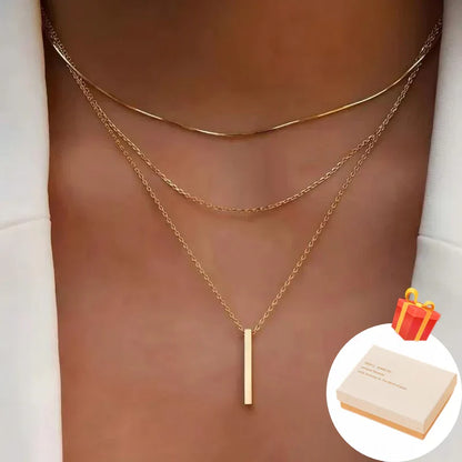 Elegant halsband i flera lager med ett fint hänge🎁
