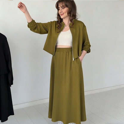 2-delat set för kvinnor med bomberjacka och maxikjol