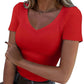 T-shirt med V-ringning i slim fit för damer