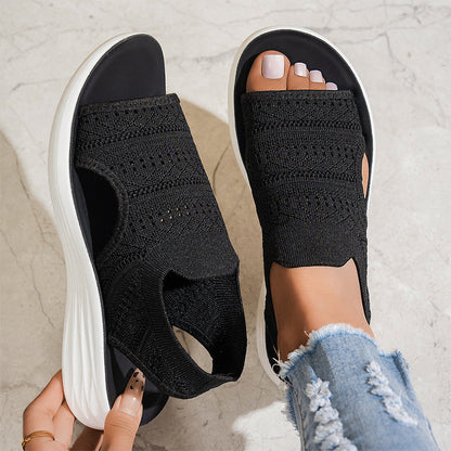 👡🌬️ Andningsbara stickade plattformssandaler med hälrem