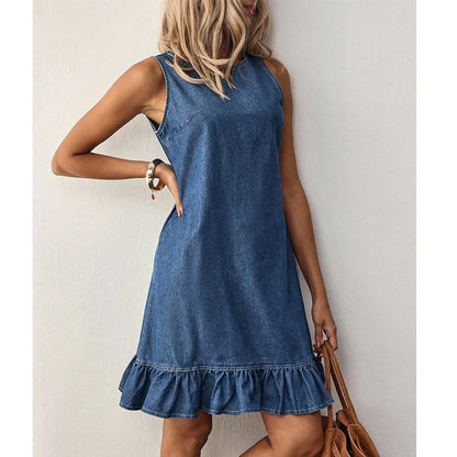 👗🌸 Ärmlös volangklänning med knappar bak