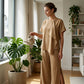 ✨ Asymmetrisk topp & vida ben-set med slits – Elegant statement