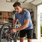 Herrset med snabbtorkande t-shirt och shorts