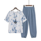 Enkelt set med tryckta T-shirts
